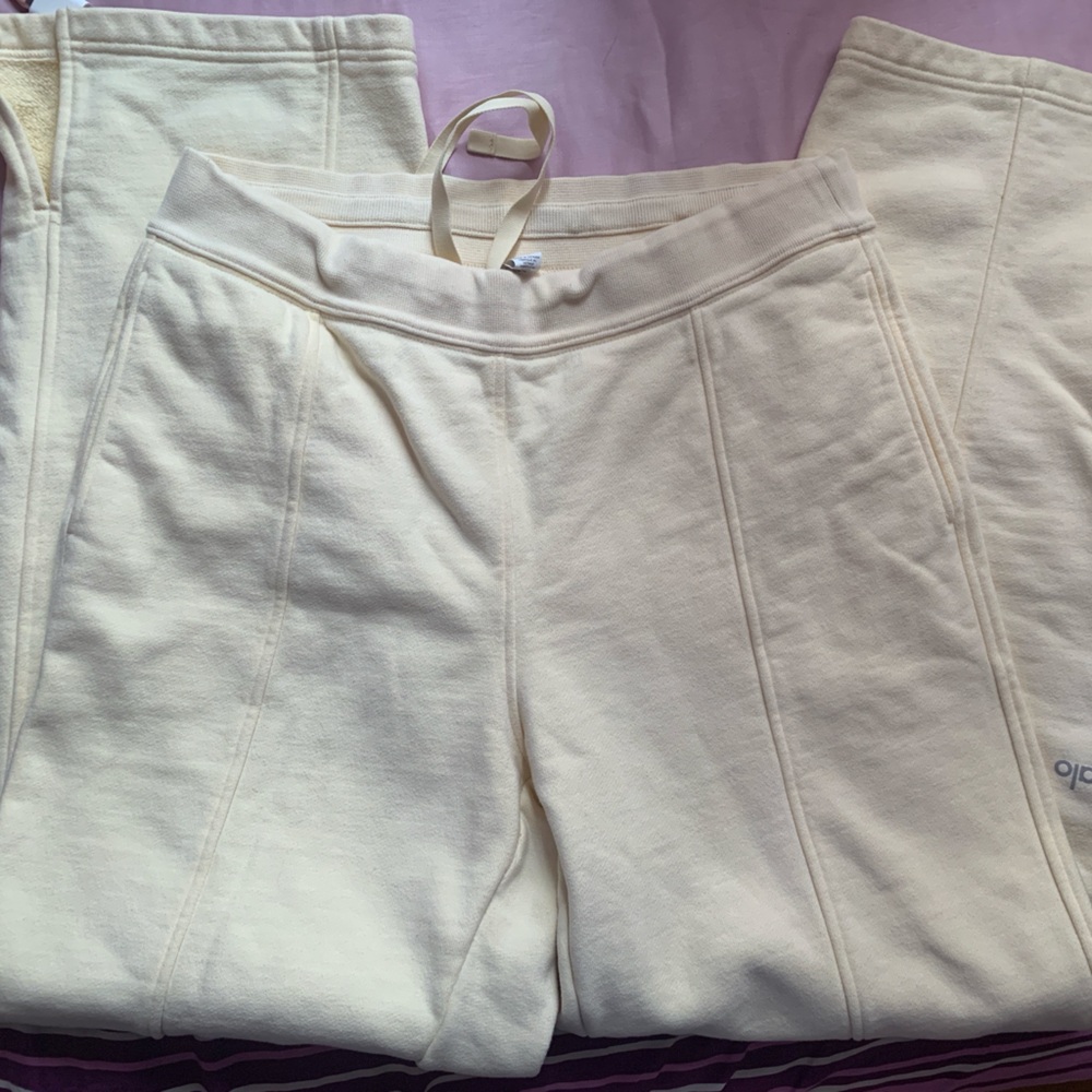 alo yellow sweatpants
